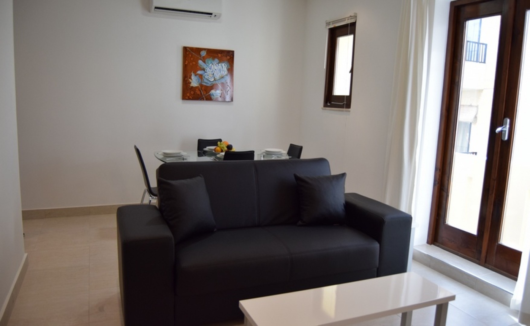 Malta apartments rental Sliema flat for rent with 1 bedroom // SHORT