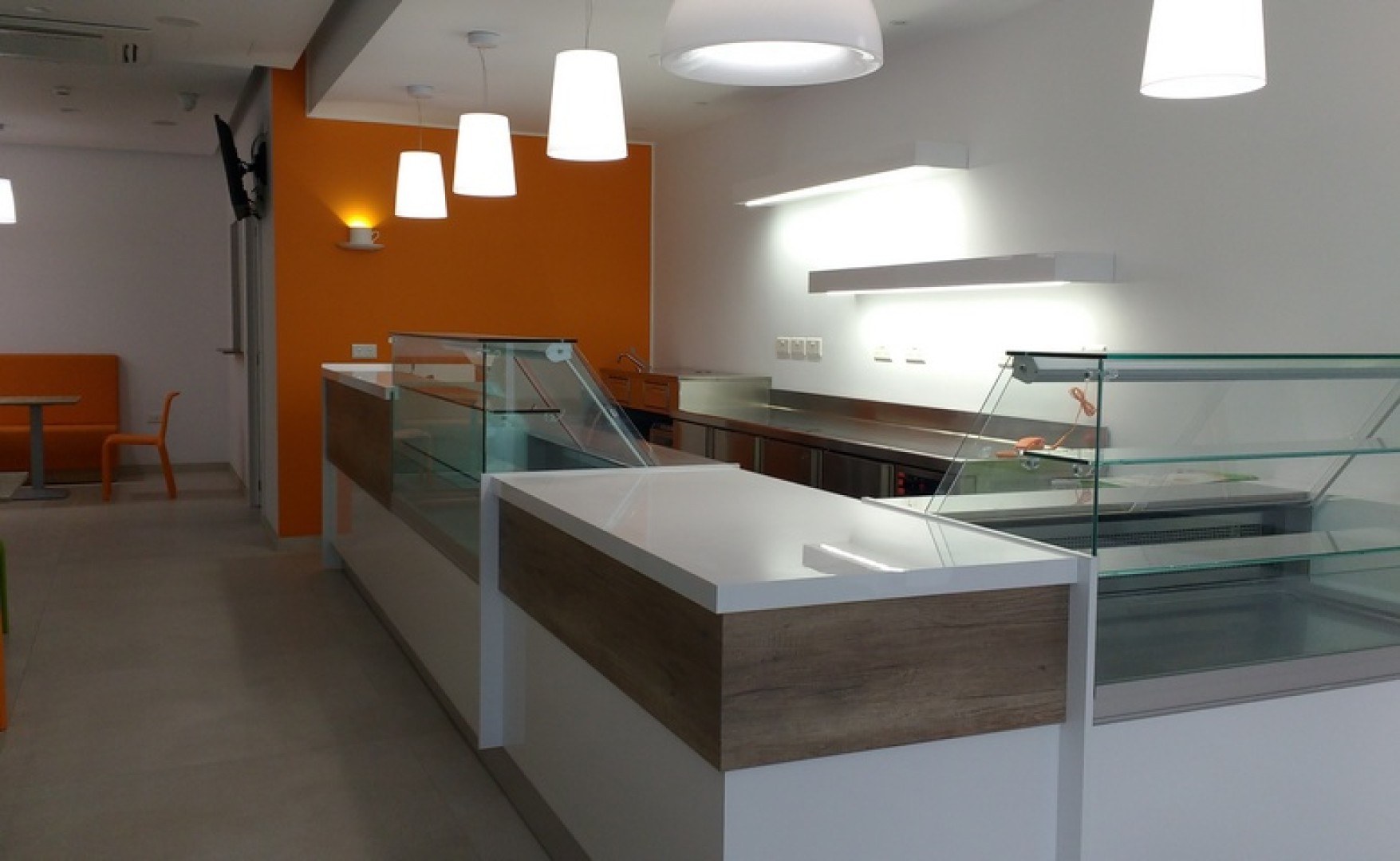 Restaurants for rent in Malta 100sqm fully furnished property to let Simon Mamo Real Estate