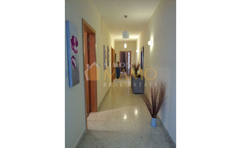 Apartments for rent in Malta Flat in St Julian's with 3 bedrooms