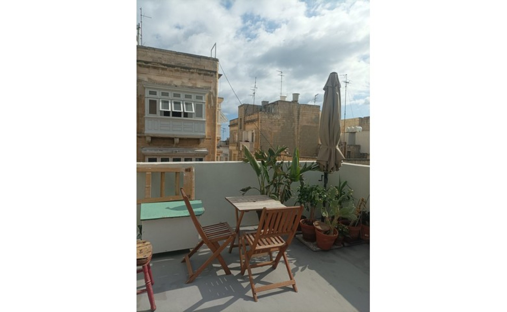 Property For Rent in Malta Floriana Nice Corner One Bedroom House for