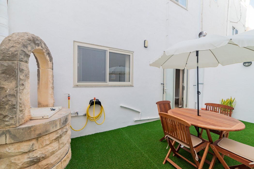 Estate agents Malta House in Pembroke with 4 bedrooms Simon Mamo