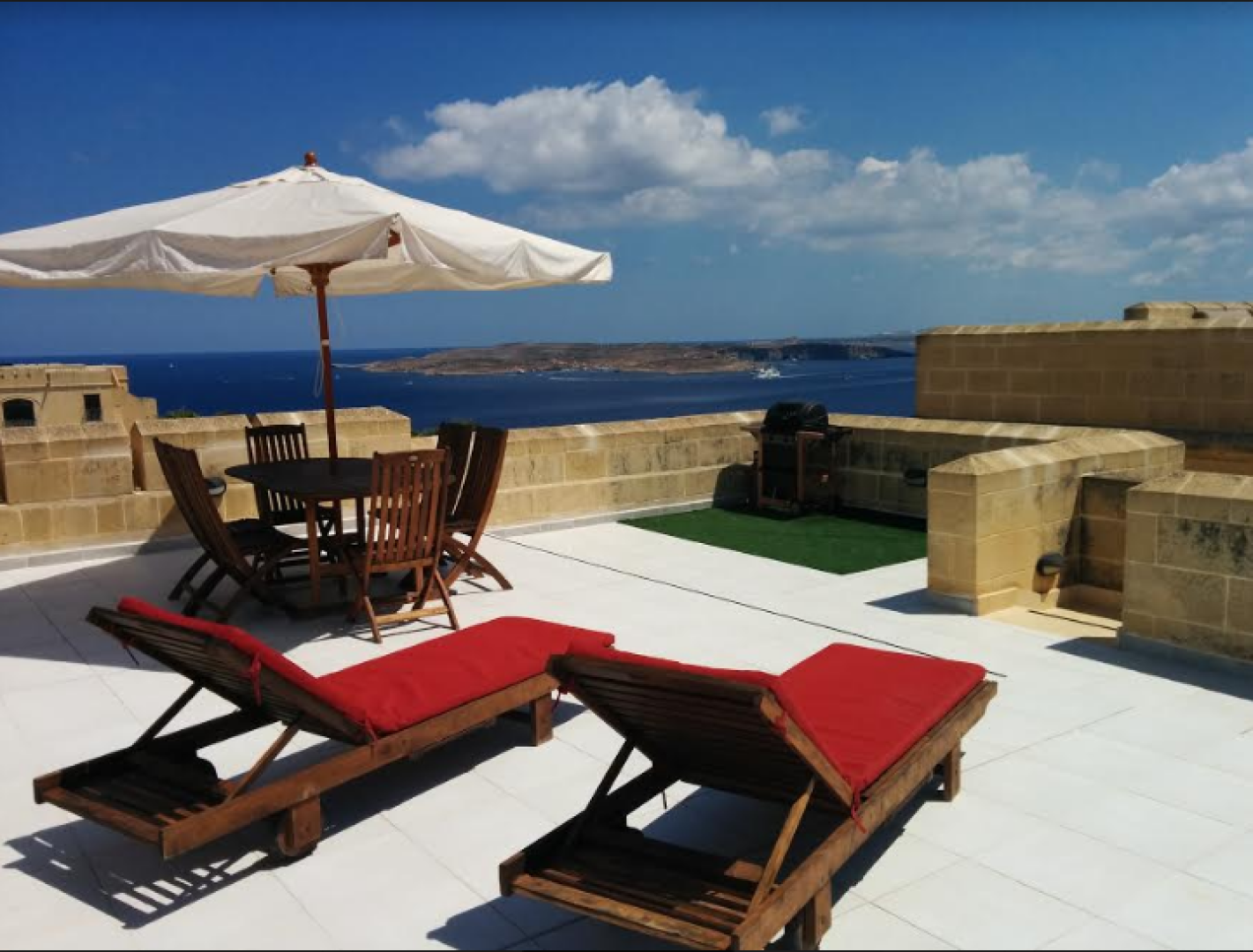 Estate agents Gozo 3 Bedroom Duplex Apartment at Fort Chambray Simon