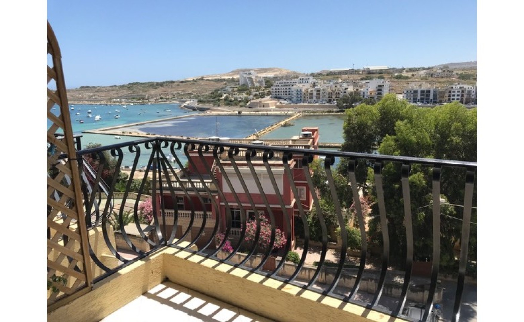 Apartments for rent in Malta Qawra 3 bedroom flat to let Simon Mamo Real Estate in Malta, Gozo