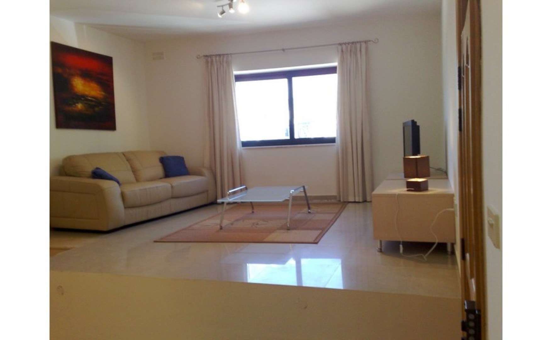 Apartment to let in Malta St Julian's 3 bedroom flat for rent Simon