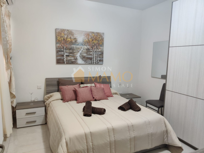 Gozo Rentals 2 Bedroom Apartment in Ghajnsielem Short Lets Simon