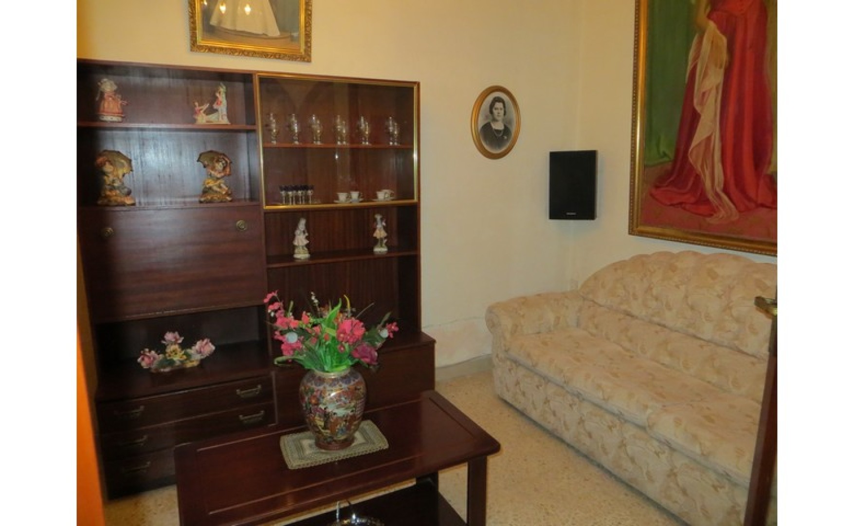 Estate agents Malta 3 bedroom townhouse for rent in Paola Simon Mamo