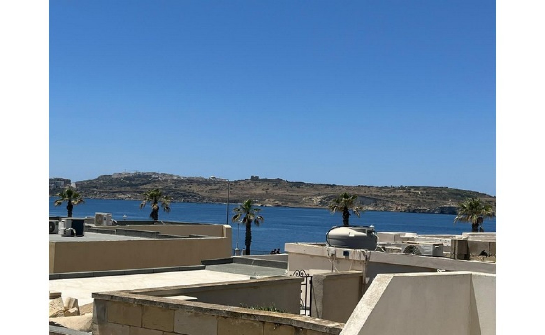 Estate agents Malta Qawra 2 bedroom bungalow for rent Simon Mamo