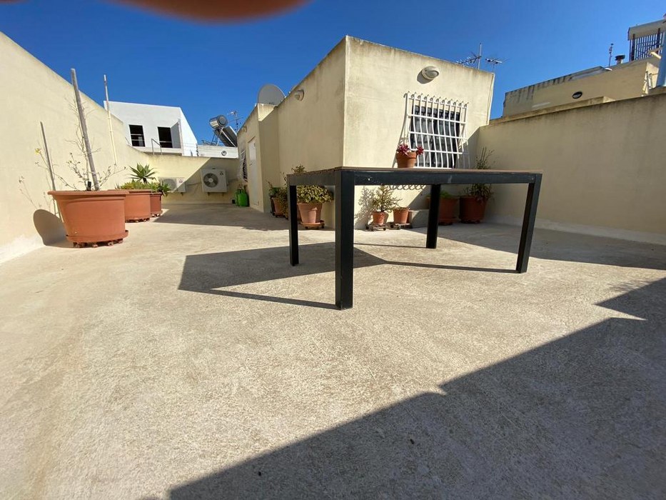 Gharghur 3 bedroom with 5car optional garage for sale